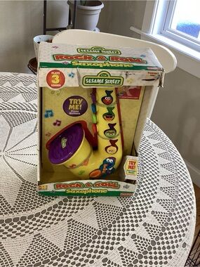 Sesame Street Kids Rock & Roll Saxophone Toy -  NEW IN BOX!!!!    Vintage 1999!!